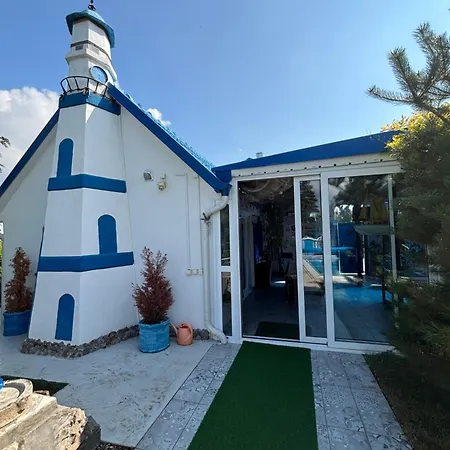 Santorini-novi Sad Vilă *